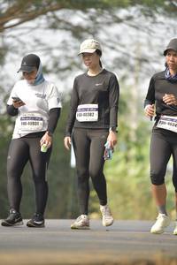 BIB: 40382, 4634, 40931
                            <button type="button" onclick="openModal(8378832)" class="btn btn-primary btn-sm float-right btn-popup" data-toggle="modal" data-target=".modal-high-quality">
                        <i class="fas fa-shopping-cart"></i> Add to Cart
                    </button>
                                            <button type="button" onclick="isThisMe(8378832, true)" class="btn btn-success btn-sm float-right btn-popup btn-isme hidden" data-toggle="tooltip" data-placement="bottom" title="นี่คือรูปของคุณใช่ไหม คลิกที่นี่เพื่อเอาเข้าอัลบั้ม">
                        <i class="fas fa-plus"></i> Add to album
                    </button>
                    <button type="button" onclick="isThisMe(8378832, false)" class="btn btn-warning btn-sm float-right btn-popup btn-isnotme hidden">
                        <i class="fas fa-ban"></i> Remove from album
                    </button>